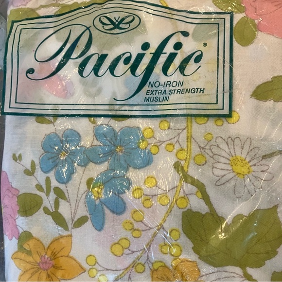 Retro Floral Full Size Sheet Set - Picture 4 of 6